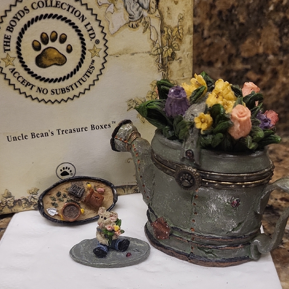Uncle Bean's Treasure Box - Kendra's Watering Can